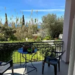 Alexandra's Sunset View Апартаменты Аргостолион