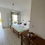 Alexandra's Sunset View Апартаменты