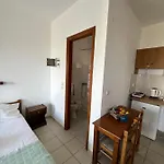 Alexandra's Sunset View Апартаменты *