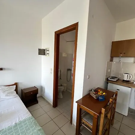 Alexandra's Sunset View Apartmán *