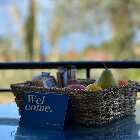 Alexandra's Sunset View Apartamento *